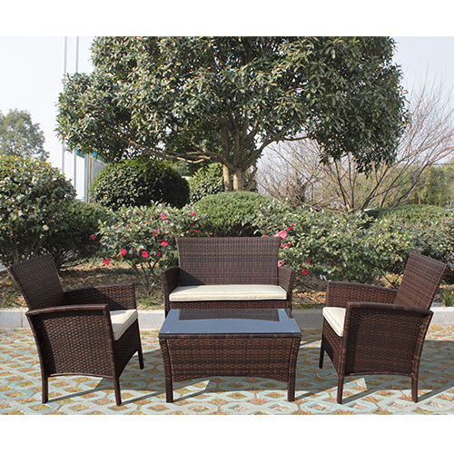 sconto Ensemble de canapé de salon avec fauteuils et table basse en polyrotin pour mobilier de jardin 