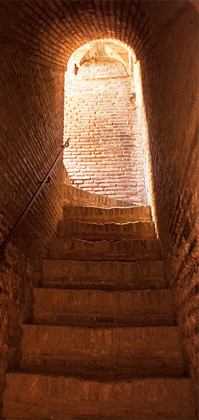 Carta da Parati Fotomurale per Porta - Secret Stairs 70x210 cm Erroi-2